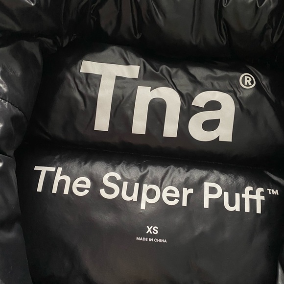 TNA SuperPuff Gloss Black - Picture 5 of 16